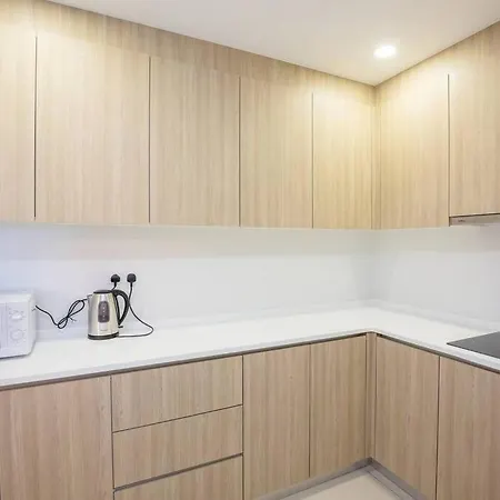 Tropicana 218 Spacious Luxury City 3Bedroom 3 Car Park 11Pax George Town Exterior photo