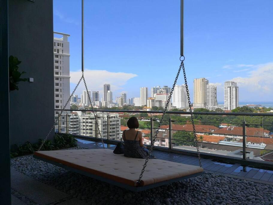 Apartemen Tropicana 218 Spacious Luxury 3bedroom 3 Car Park 11pax George Town