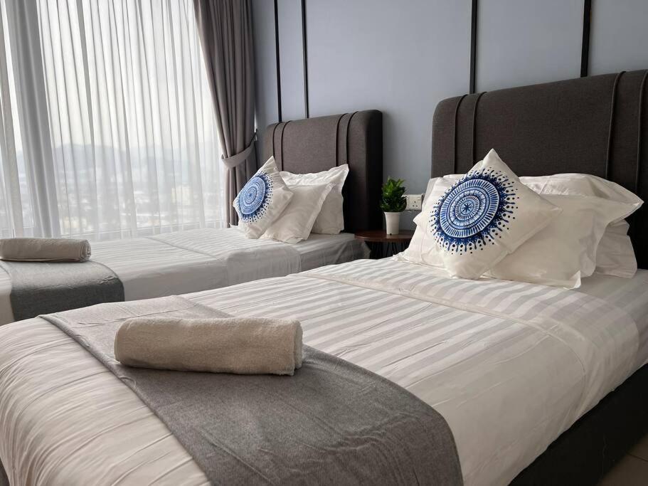 Apartemen Tropicana 218 Spacious Luxury 3bedroom 3 Car Park 11pax *