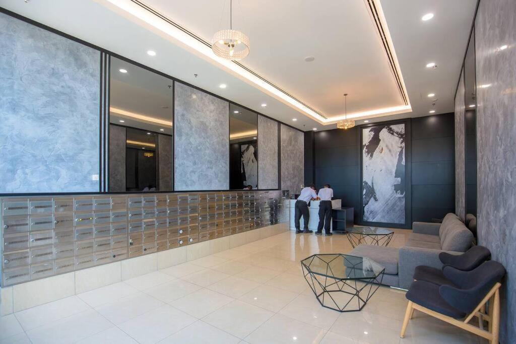 Apartment Tropicana 218 Spacious Luxury 3bedroom 3 Car Park 11pax George Town
