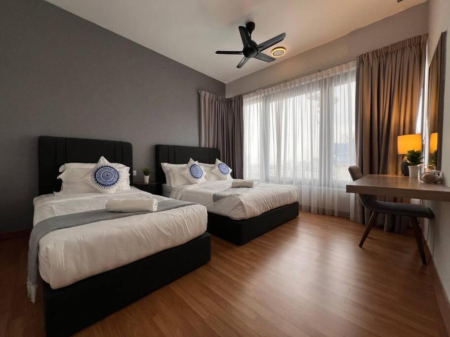 Tropicana 218 Spacious Luxury 3bedroom 3 Car Park 11pax *